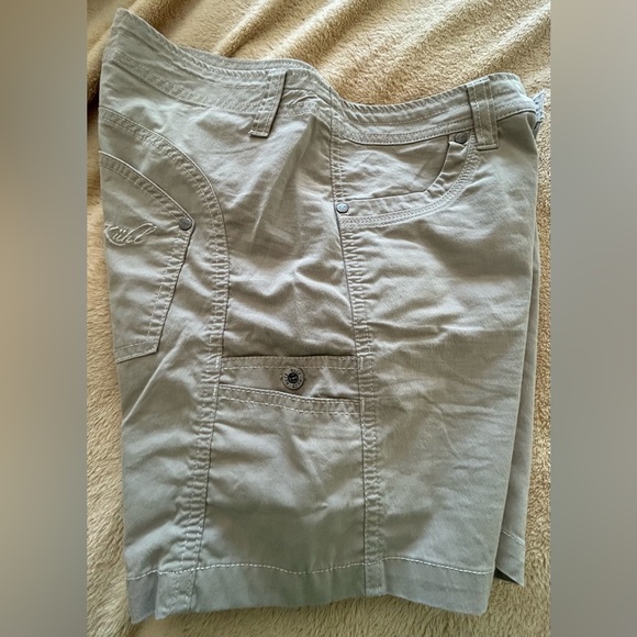 Kuhl Tan Free Range 6.5" Mid Rise
Hiking Outdoor Athletic Shorts, Size 4 - Picture 4 of 5